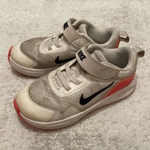 Nike shoes